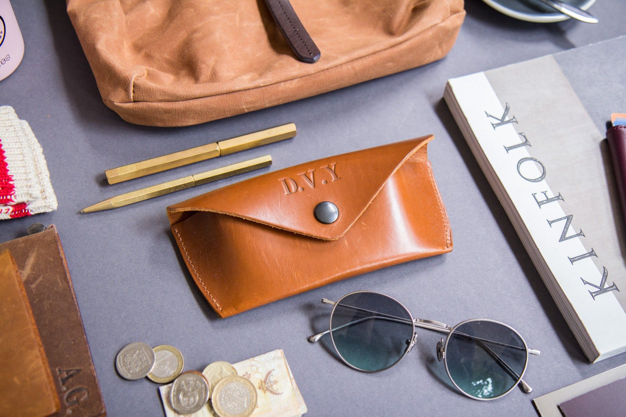Aviator sunglasses case deals