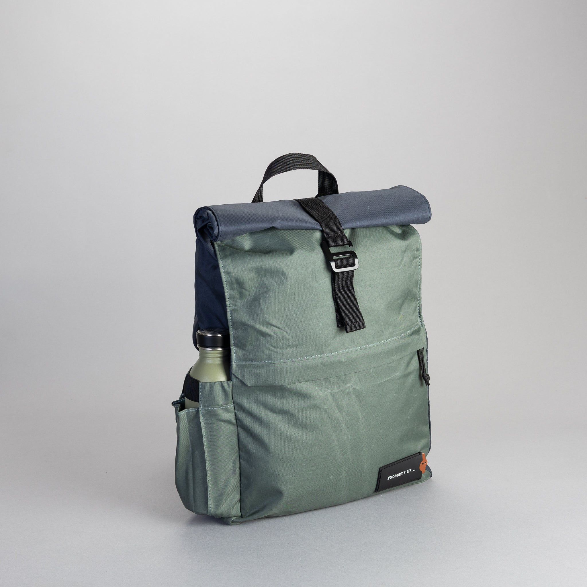 navy-green