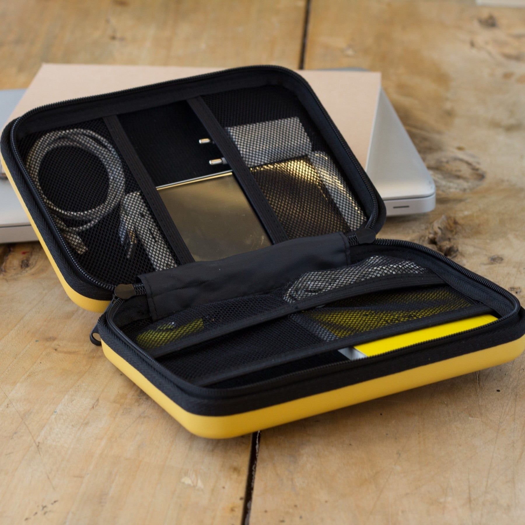 Hard Shell Case (LARGE)